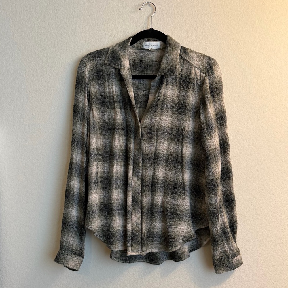 Cloth and Stone Plaid Buttondown